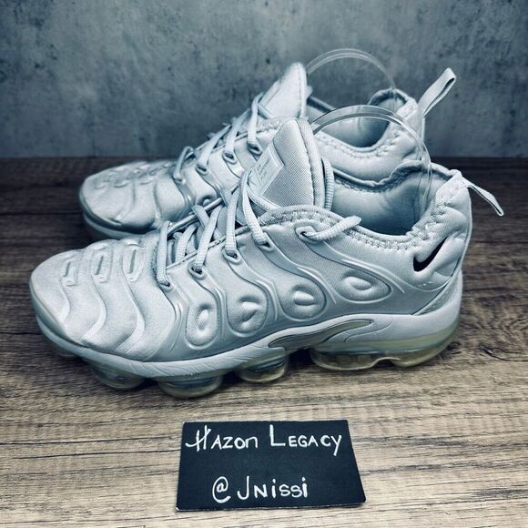 Nike~Men’s~Air VaporMax Plus~Cool Grey 924453-005 Lifestyle Sneakers~Size 7